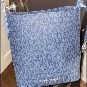 Michael Kors crossbody